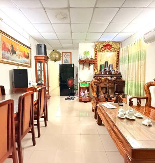 Đất Tặng Nhà Cấp 4 Ô Tô Ngủ Trong Nhà – Hẻm 551 Lê Văn Khương – Ngang 4.3m Sổ Vuông