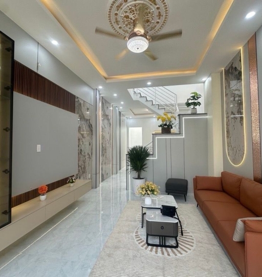 NHÀ ĐẸP Ở NGAY – HXH HUỲNH THỊ HAI – 4x15m – 3 TẤM – NGAY UBND TÂN CHÁNH HIỆP – TẶNG FULL NỘI THẤT – GIÁ 4.85 TỶ