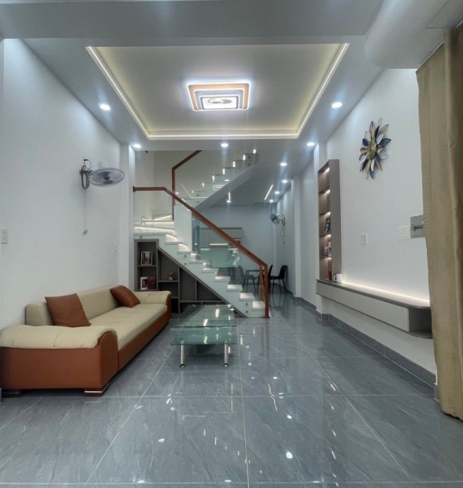 NHÀ 3 TẦNG MỚI CỨNG – Ô TÔ ĐỖ CỬA – NGAY CV LÀNG HOA GÒ VẤP GIÁ CHỈ 5 TỶ