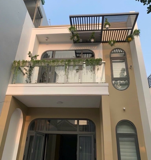 NHÀ ĐẸP SÂN VƯỜN RỘNG PHƯỜNG TÂN THỚI NHẤT – 2 TẦNG BTCT – CHỈ 6.2 TỶ