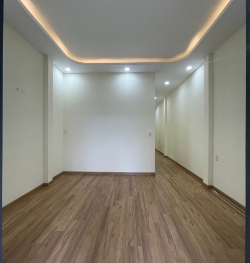 NHÀ C4 MỚI KENG Ở NGAY – DT 70m² – HẺM 3.5m – GẦN KHU PHẦN MỀM QUANG TRUNG – GIÁ HƠN 2 TỶ