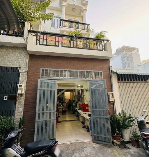 NHÀ 3 TẦNG HẺM Ô TÔ LÂM THỊ HỐ, QUẬN 12 – 64M² – 4PN – GIÁ 5,8 TỶ