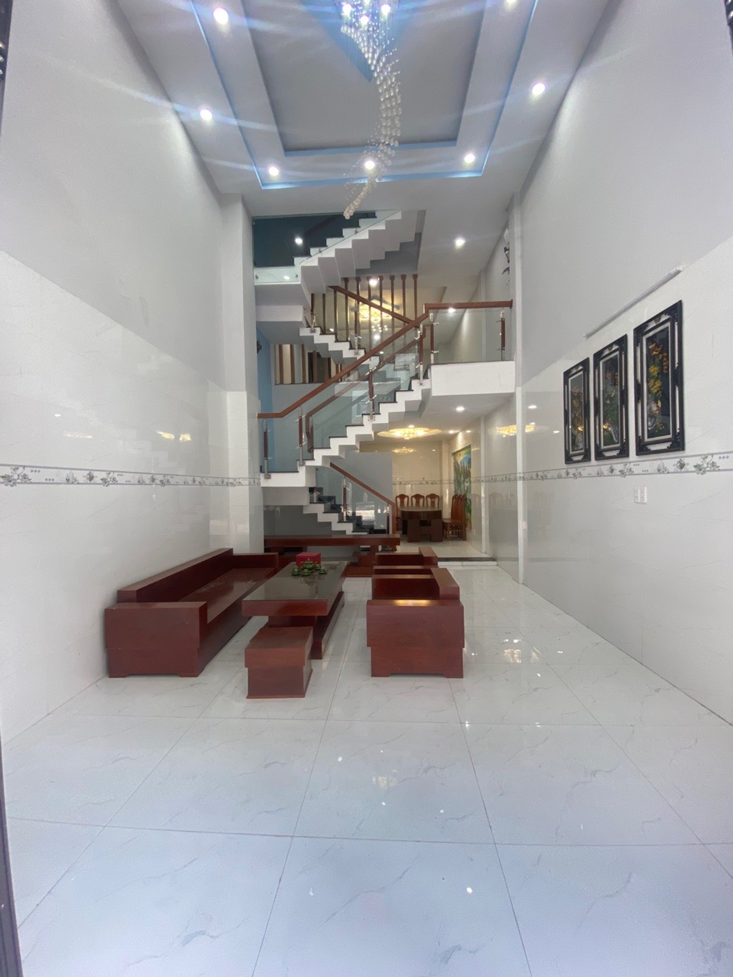 Villa nhà vườn mặt đường nhựa gần TL15, khuôn viên 32x130m, villa 200m², giá 11,5 tỷ