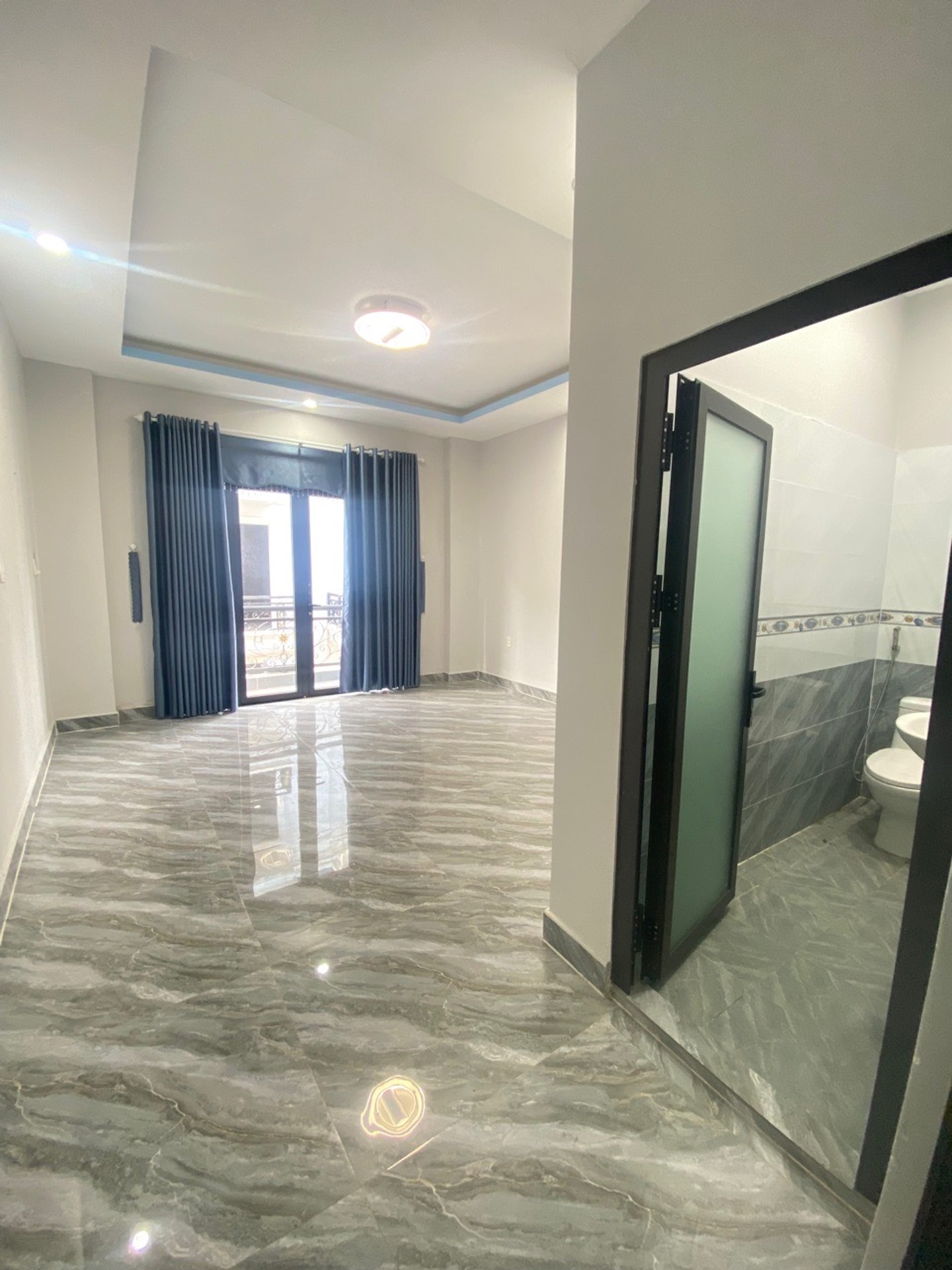 Nhà phố Khu dân cư Thành Đô 1 – Hẻm 8m ô tô đậu đỗ – 4PN – 4WC